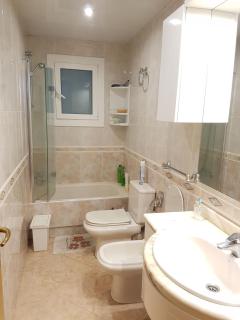 Habitacion en piso compartido cerca del Camp Nou - L'Hospitalet de Llobregat - 3