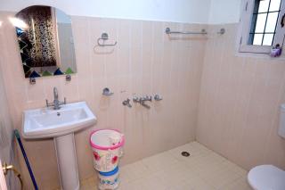 White House Cottage - Kolur - 4