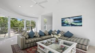 Whitecaps - Pearl Beach, heated pool, walk to beach - 3