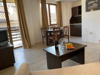 Banderitsa Apartment in Bansko with queen size bed and kitchen - Bansko - 8