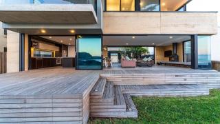Ocean Beach Pavilion - Beachfront - Umina - 8