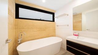 Ocean Beach Pavilion - Beachfront - Umina - 3