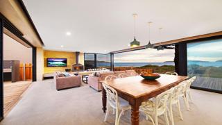 Ocean Beach Pavilion - Beachfront - Umina - 2