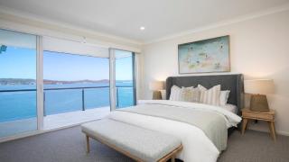 Waters Edge - Point Clare - Pool - Spa - Private Jetty - Point Clare - 6