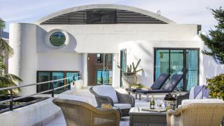 Philotimo - Absolute Beach Front at North Avoca - 7