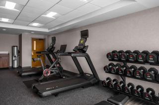 Hampton Inn & Suites State College at Williamsburg Square - State College - 2
