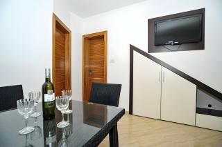 Holiday home Tomislav for 12 guests near the beach - Vir - 4