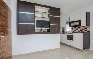 Holiday home Tomislav for 12 guests near the beach - Vir - 9
