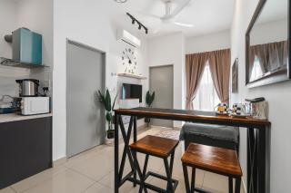 Gombak Homestay at Ayuman Suites Kuala Lumpur - Kampong Kerdas - 9