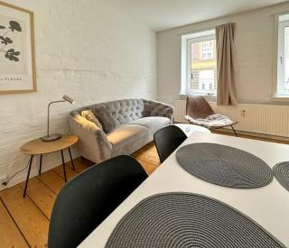Cozy & romantic apartment in the Heart of Aalborg - 3
