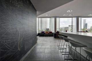 Mainport Hotel Rotterdam, a Hilton Affiliate Hotel - Róterdam - 6