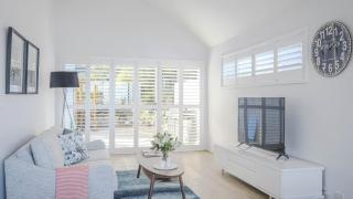 Ocean Break at Killcare - 1