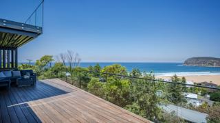 Renovated Beach House With Stunning Views and Short Walk To Beach - Copacabana - 9