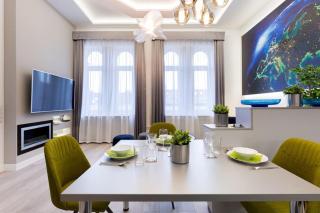 Grand & Luxurious In The Heart Of Budapest, 2BR & 2BT - Budapest - 0