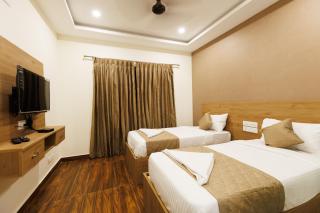 V V Grand - Chennai - 7
