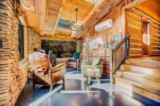 The Lodge - 9