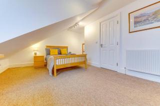 NEW 4BR 6 beds Perfect Location Harefield Road - Sheffield - 7