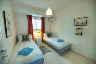 Seafront bright & spacious 2 bedrooms GOGZR-1 - Il-Gżira - 3