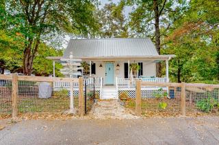 The Cottage at Overlook Farm - Landrum - 0