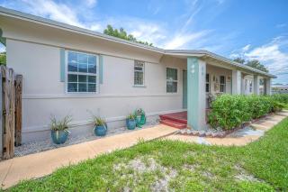 Bluewave Bungalow - #1 Charming & Comfortable 2 1 - 7