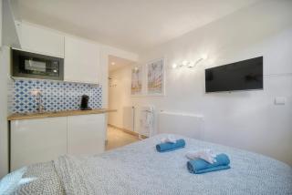 Jul - Studette - Croisette - VCA - Cannes - 5