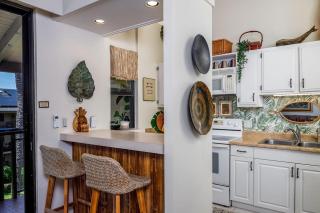 Kona Makai 5-305 - 3