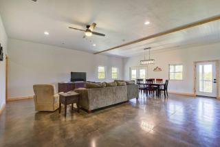 Table Rock Lakefront on 2 Acres with firepit - Golden - 2