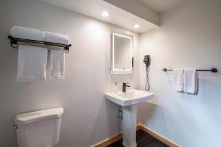 Town House Lodge - 2
