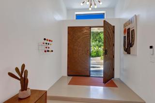 Ultra Luxury Resort Like Compound Pool, Spa, Fire Pit- Close to Everything- 4BD/2.5BTH - Palm Springs - 5