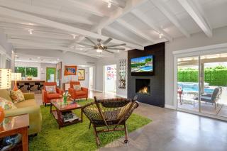 Ultra-Luxury- Resort Style Private Compound-Close to Everything- 3BD/2.5BA - Palm Springs - 9