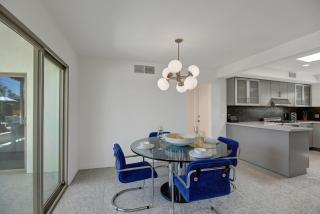 Ultra-Chic LUXE Mid-Century Estate- Resort Like Pool, Spa, Firepit, Outdoor Kitchen 3BED/3BATH - Palm Springs - 5