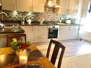 Pass the Keys Old Beams Luxury Style & Comfort in Town Centre - Bakewell - 9