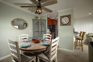 Oceanside Beach Condos - Oceanside - 3