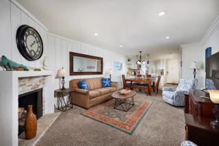 Oceanside Beach Condos - Oceanside - 4