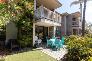 Oceanside Beach Condos - Oceanside - 4