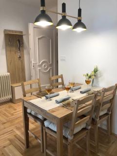 Castle Corner Apartment - Budapest - 9