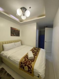 60 percent Off Deluxe Ocean View Rooms FREE Pool and FREE Sauna Access Included Perfect Location Near US Embassy, NAIA, Makati, BGC, Mall of Asia, and Chinatown Dont Miss Out Book Now and Save Updated Price 2025 - Manila - 1