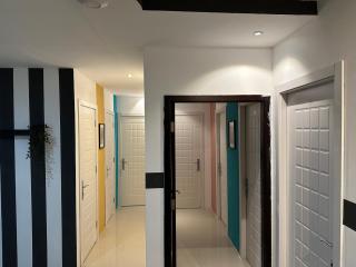 Traveller Partition Room in Al Barsha 1 Near Metro - Dubai - 9