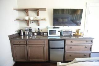 Mirabelle 4 - Top Floor Suite with Cathedral Views - Savannah - 5
