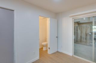 Convenient Bakersfield Townhome with Patio! - 1