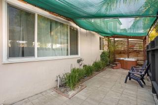 Cozy, home with hottub and patio - San Diego - 8
