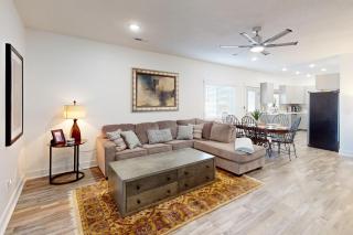 4BR Scenic Dog-Friendly Home with Large Yard - Big Water - 7