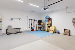 4BR Scenic Dog-Friendly Home with Large Yard - Big Water - 8