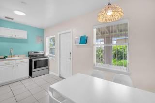 Bluewave Bungalow - #2 Charming & Relaxing 2 1 - Dania Beach - 3