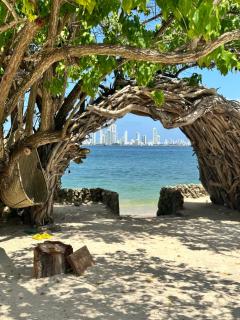 Namaste Beach Club & Hotel - Tierra Bomba - 9