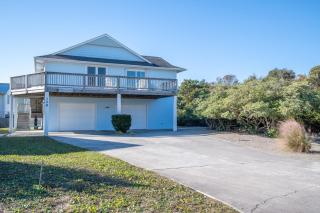 Private Home Steps from Beach Access - Kure Beach - 4