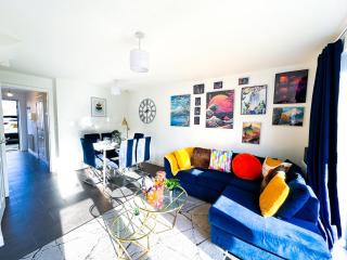 Family, Group & Contractor Stay - Sleeps Upto 9 Guests with Free Parking - Birmingham - 5