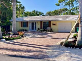Manatee Manor Home - Anna Maria - 9