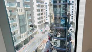 Partition Room With Window Near MOE Metro - Dubai - 6