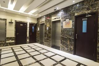 Partition Room With Window Near MOE Metro - Dubai - 5